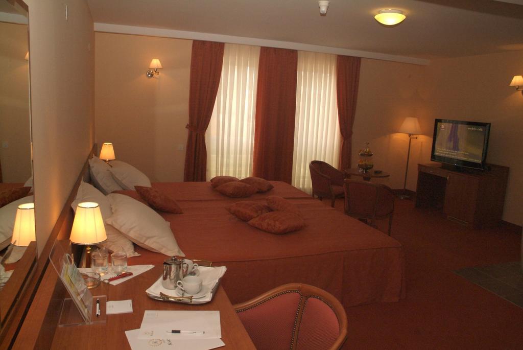 Hotel Kaktus Čitluk Екстериор снимка